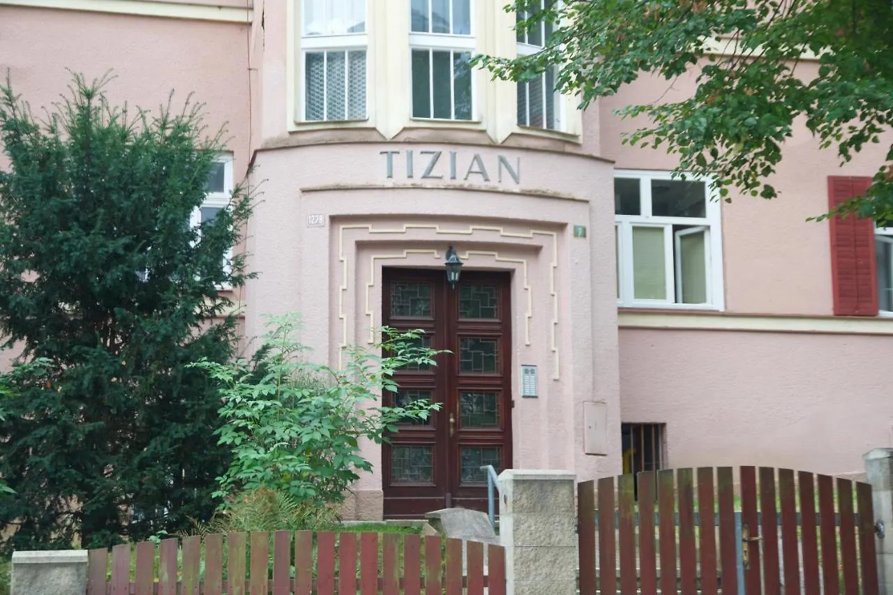 Apartman Vladimir Podebradska 1279 Apartment Karlovy Vary